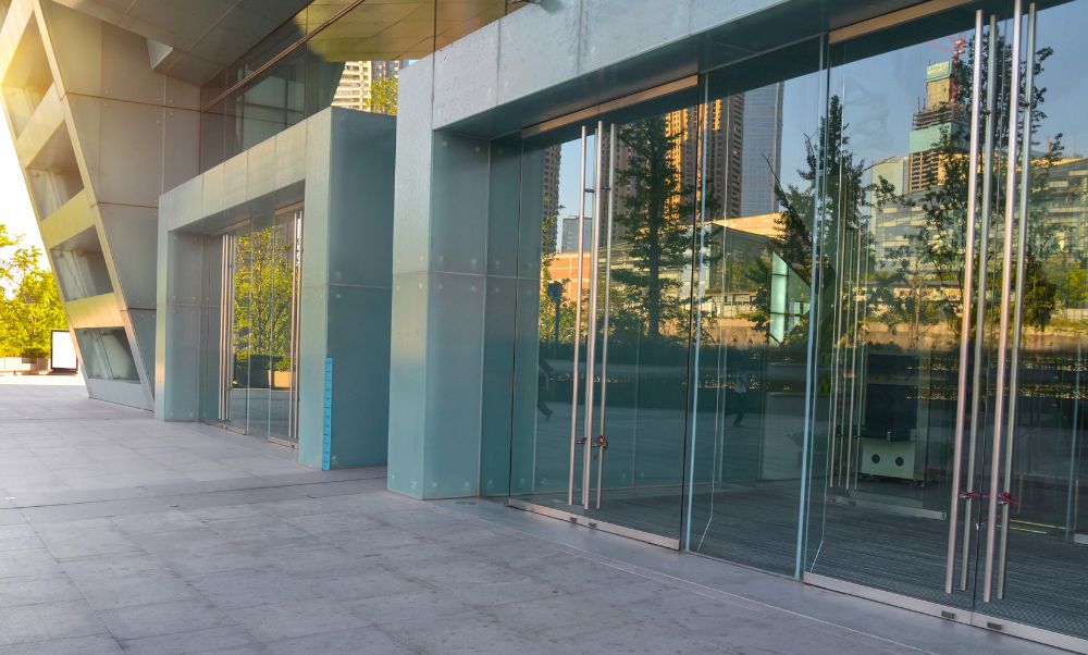 Automatic slidong door (2)