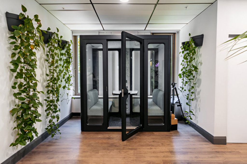 soundproof doors